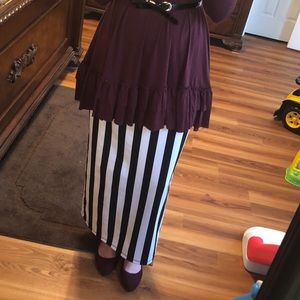 Black & White Striped Straight Skirt